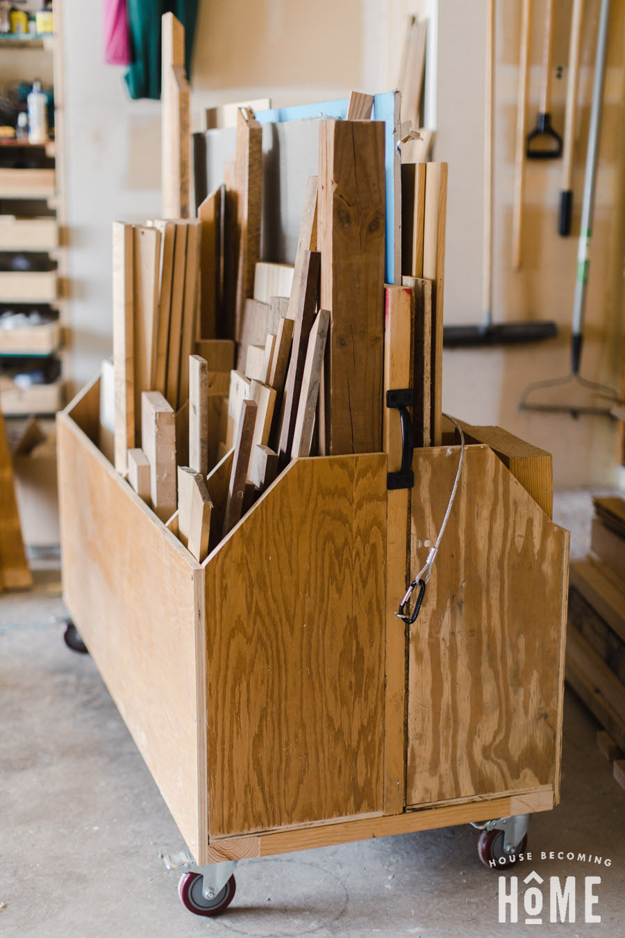 How to Build a Scrap Cart Organizer - Free Plans, Instructions and Photos