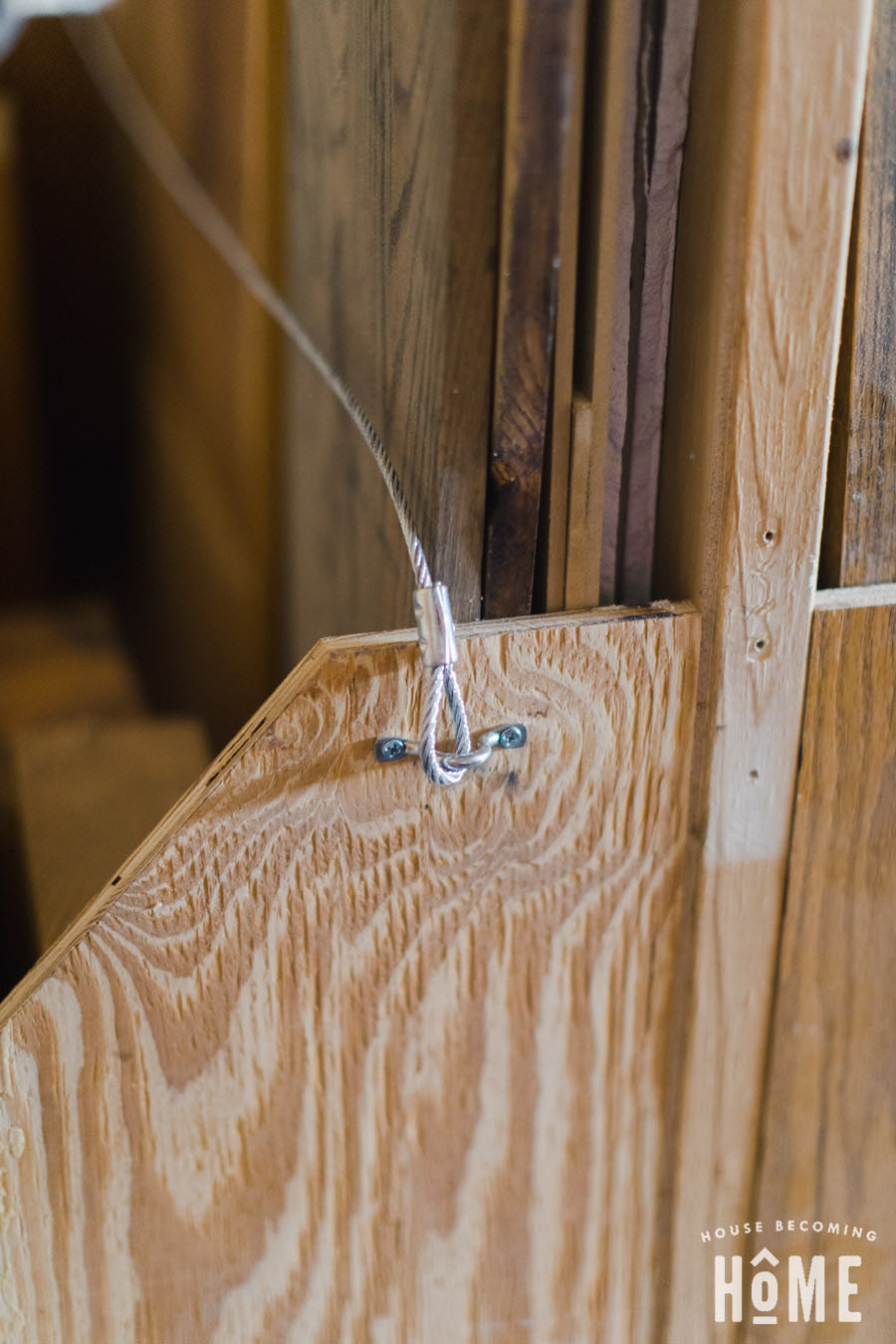 Easy and Affordable Divider for DIY Scrap Wood Organizer Cart made from wire cable and carabiner