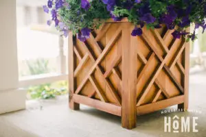 DIY Cedar Chippendale Planter. Full instructions and printable PDF plans!