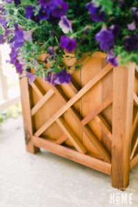 DIY Cedar Chippendale Planter. Full instructions and printable PDF plans!