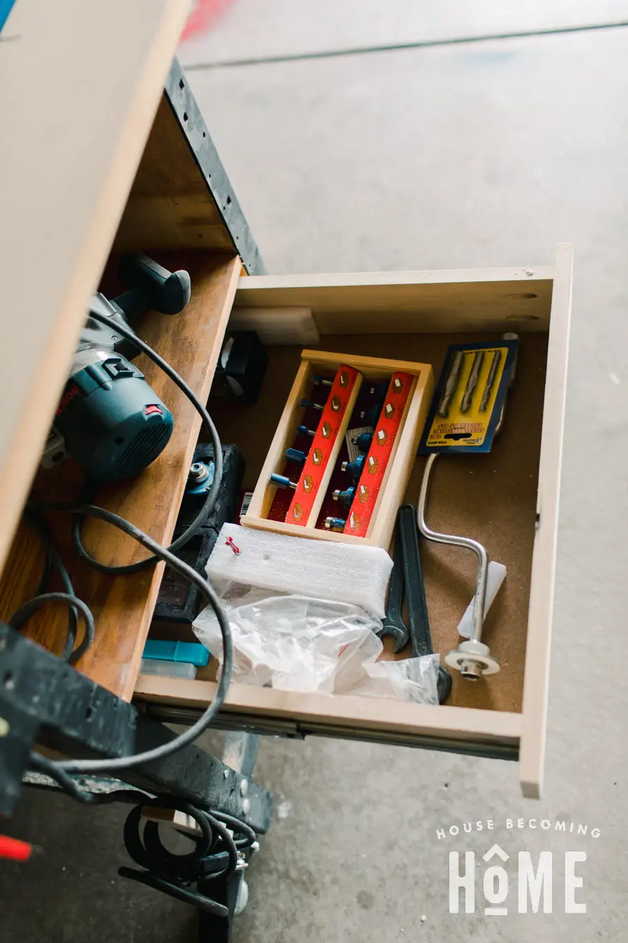 Router Table DIY Storage Drawers